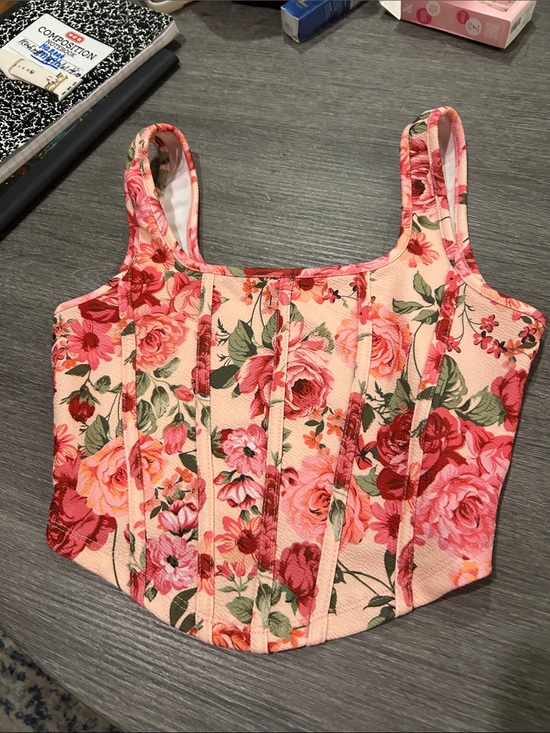 SHEIN Tops - SHEIN Pink Floral Corset Crop Top